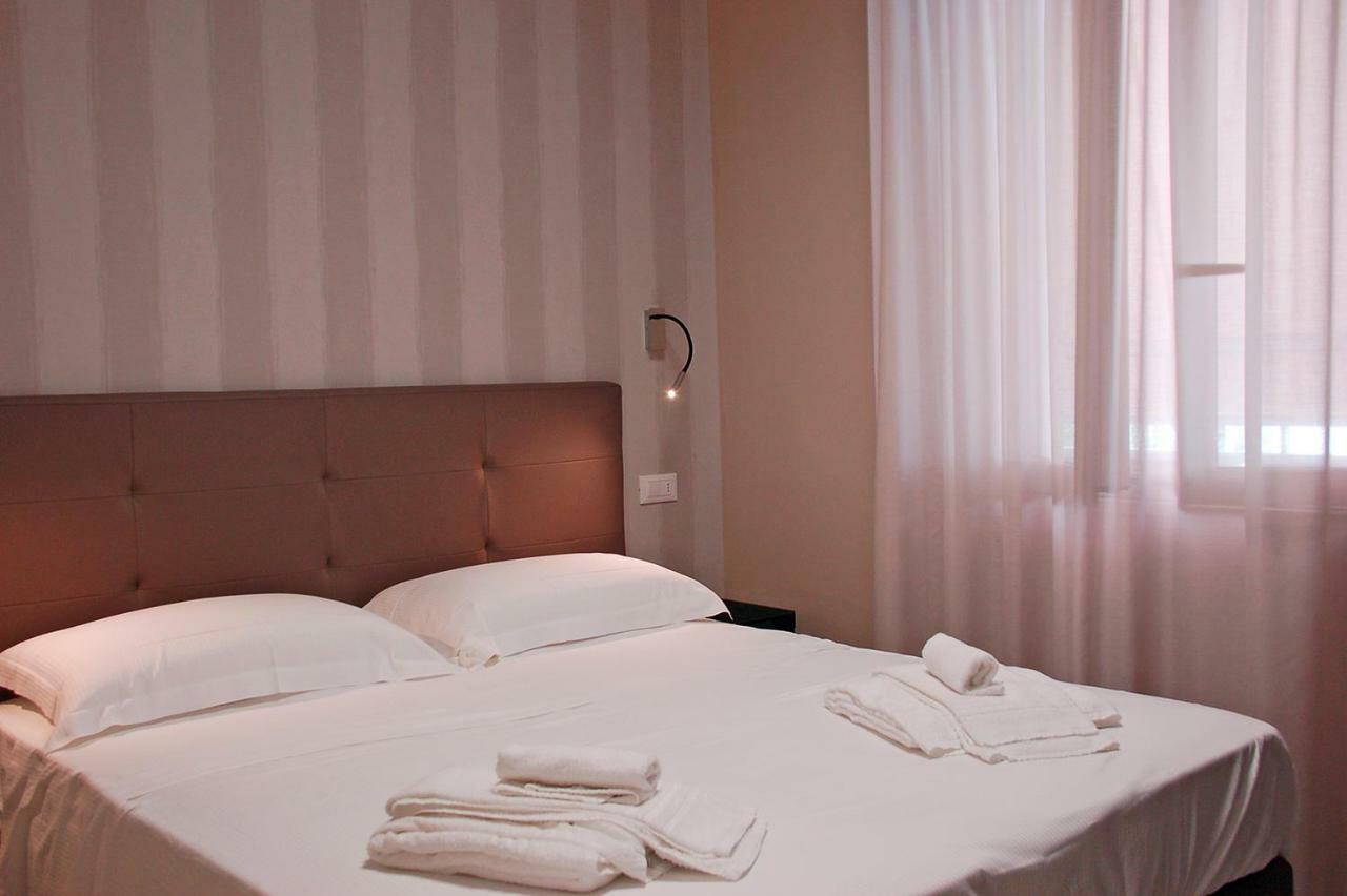 Holiday Club Residence Алба Адриатика Екстериор снимка